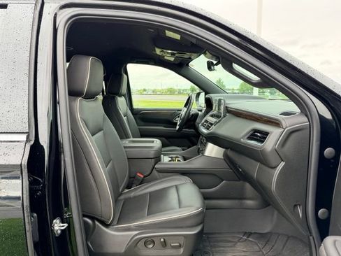 Used 2023 Chevrolet Tahoe Premier AWD/4WD image 11