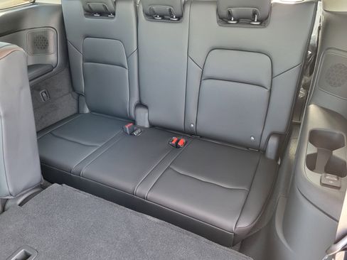 New 2025 Nissan Pathfinder Platinum w/ Lighting Package (N92) image 12