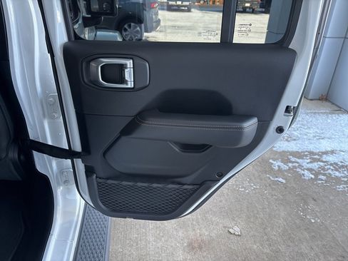 Used 2021 Jeep Gladiator High Altitude image 26