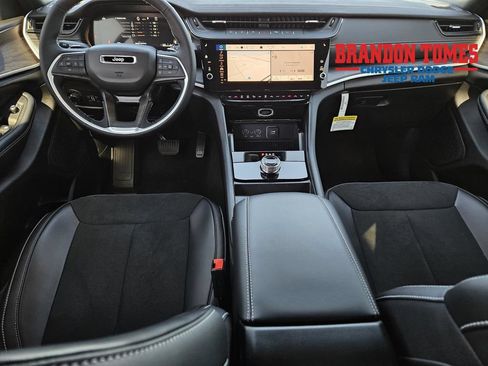 New 2026 Jeep Grand Cherokee Altitude RWD image 13