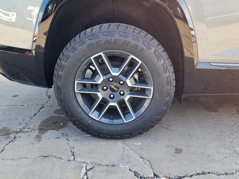 New 2026 GMC Terrain AT4 w/ Convenience Package III image 52