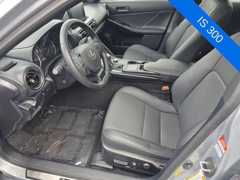 Used 2023 Lexus IS 300 w/ Premium Package RWD image 9