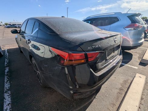 Used 2024 Nissan Altima 2.5 SR w/ SR Premium Package image 5