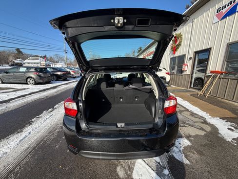 Used 2016 Subaru Impreza 2.0i Sport Premium image 12