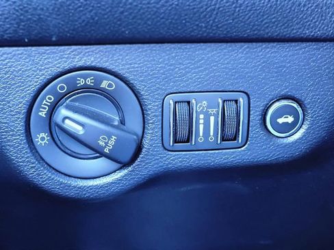 Used 2022 Dodge Challenger GT w/ Blacktop Package image 19