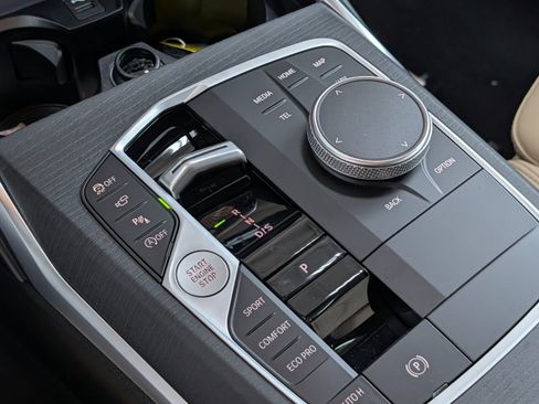 New 2026 BMW 330i xDrive Sedan w/ Premium Package image 25