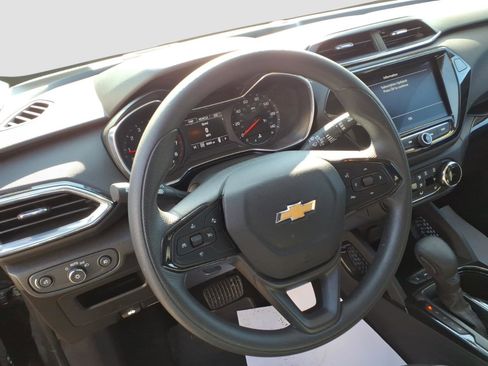 Certified 2023 Chevrolet TrailBlazer LT w/ Convenience Package image 13