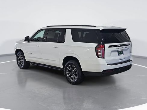 Used 2023 Chevrolet Suburban Z71 w/ Luxury Package AWD/4WD image 6