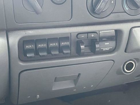 Used 2006 Ford F250 XLT image 11