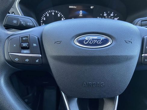 Used 2022 Ford Escape SE image 13