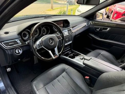 Used 2016 Mercedes-Benz E 400 Sedan image 19