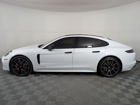Used 2020 Porsche Panamera GTS AWD/4WD image 2
