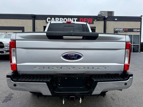 Used 2017 Ford F250 Lariat w/ Lariat Value Package AWD/4WD image 5