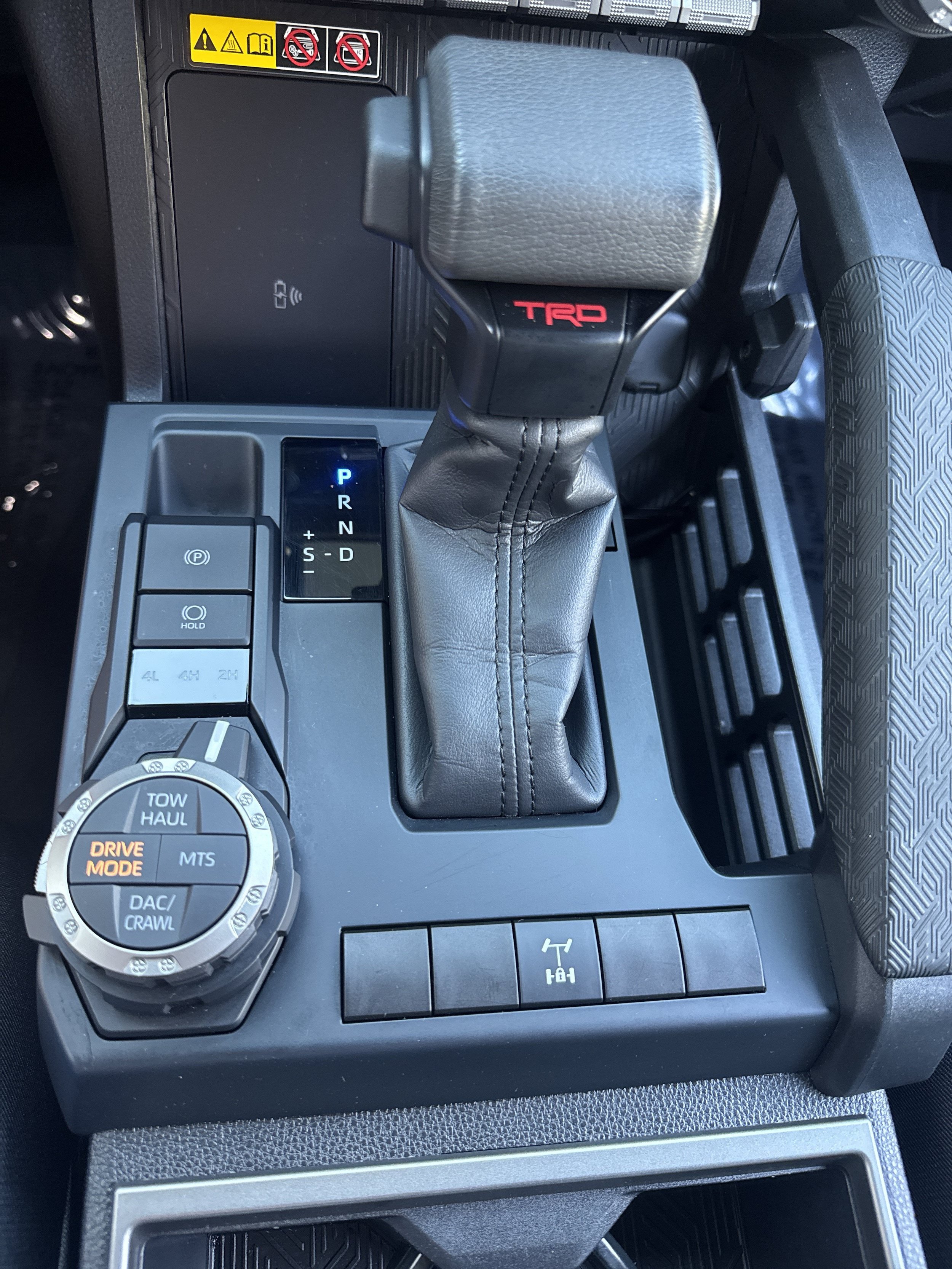 Used 2025 Toyota Tacoma TRD Off-Road w/ TRD Off Road Upgrade Package AWD/4WD image 27