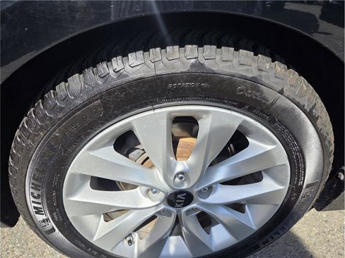 Used 2018 Kia Optima EX FWD image 9