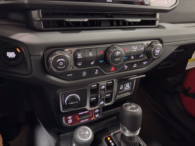 New 2026 Jeep Wrangler Unlimited Rubicon AWD/4WD image 19