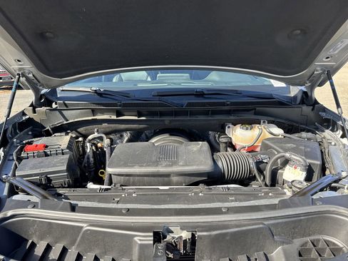 Used 2024 GMC Yukon SLT image 34