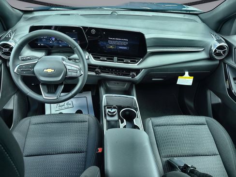 New 2026 Chevrolet Equinox LT FWD image 22