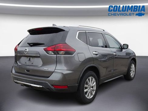 Used 2020 Nissan Rogue SV AWD/4WD image 3