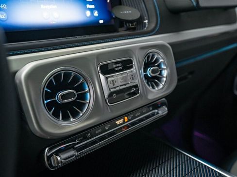 Used 2025 Mercedes-Benz G 580 w/ EQ Technology image 32