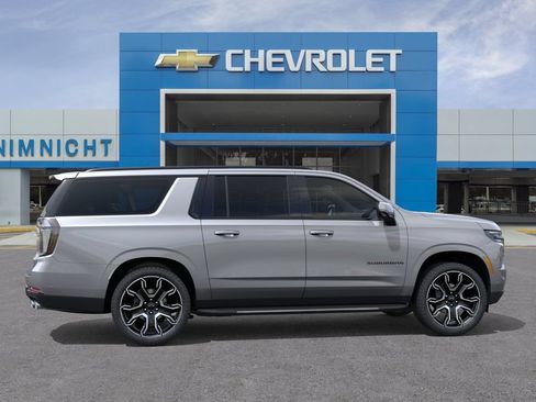 New 2026 Chevrolet Suburban RST AWD/4WD image 5