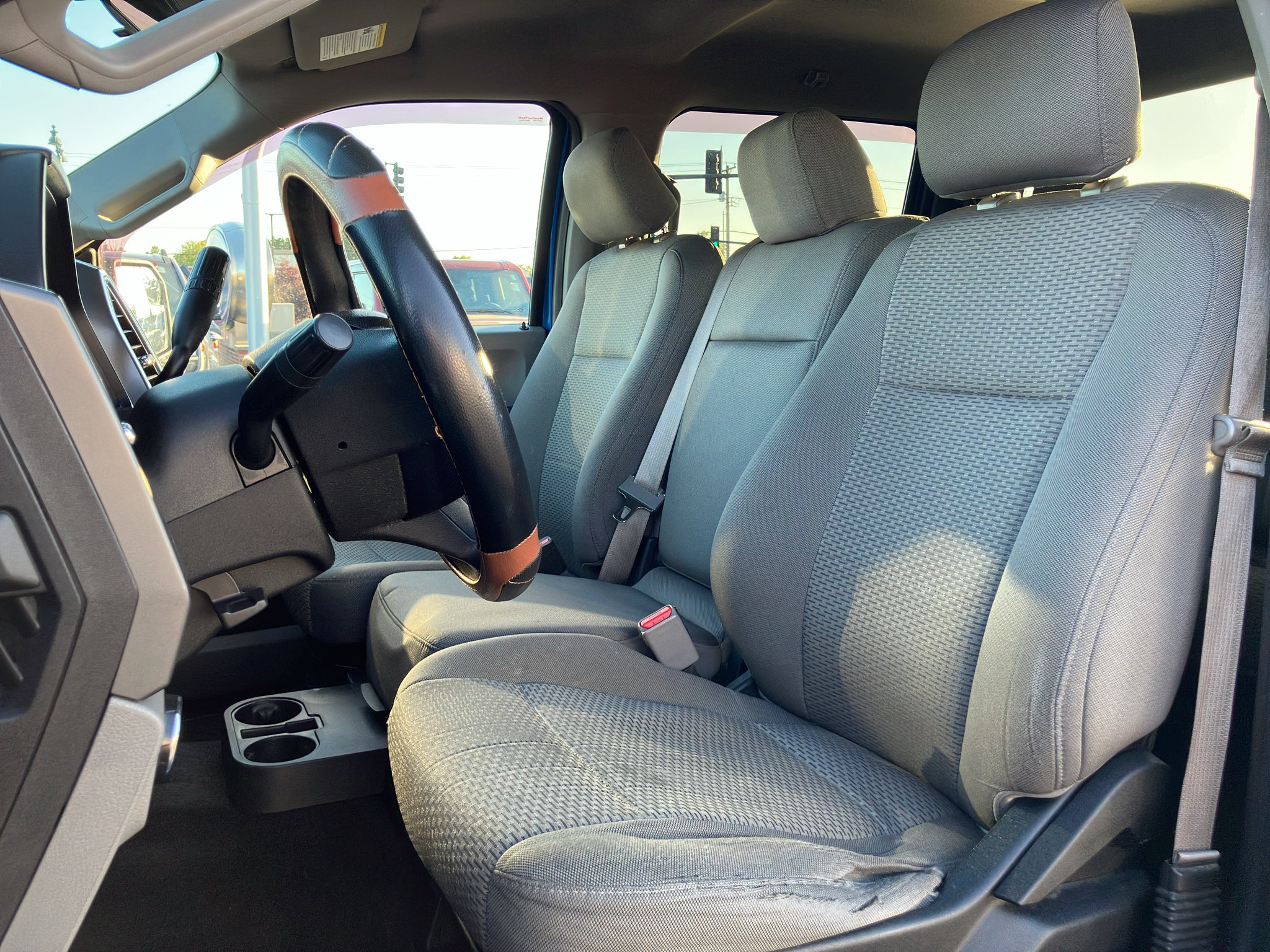 Used 2016 Ford F150 XLT AWD/4WD image 28