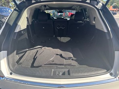 Used 2024 Acura MDX FWD image 10