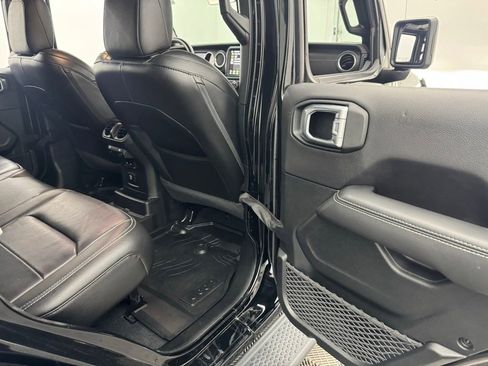 Used 2021 Jeep Wrangler Unlimited Sahara AWD/4WD image 29