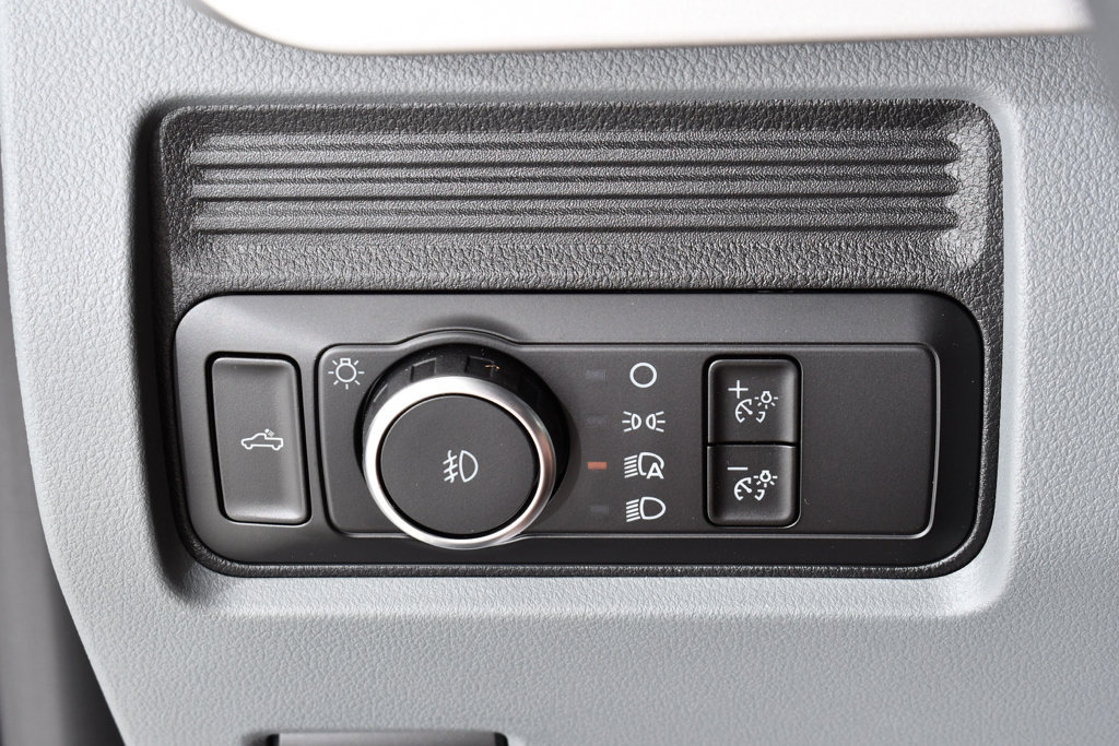 New 2026 Ford F350 XLT AWD/4WD image 30