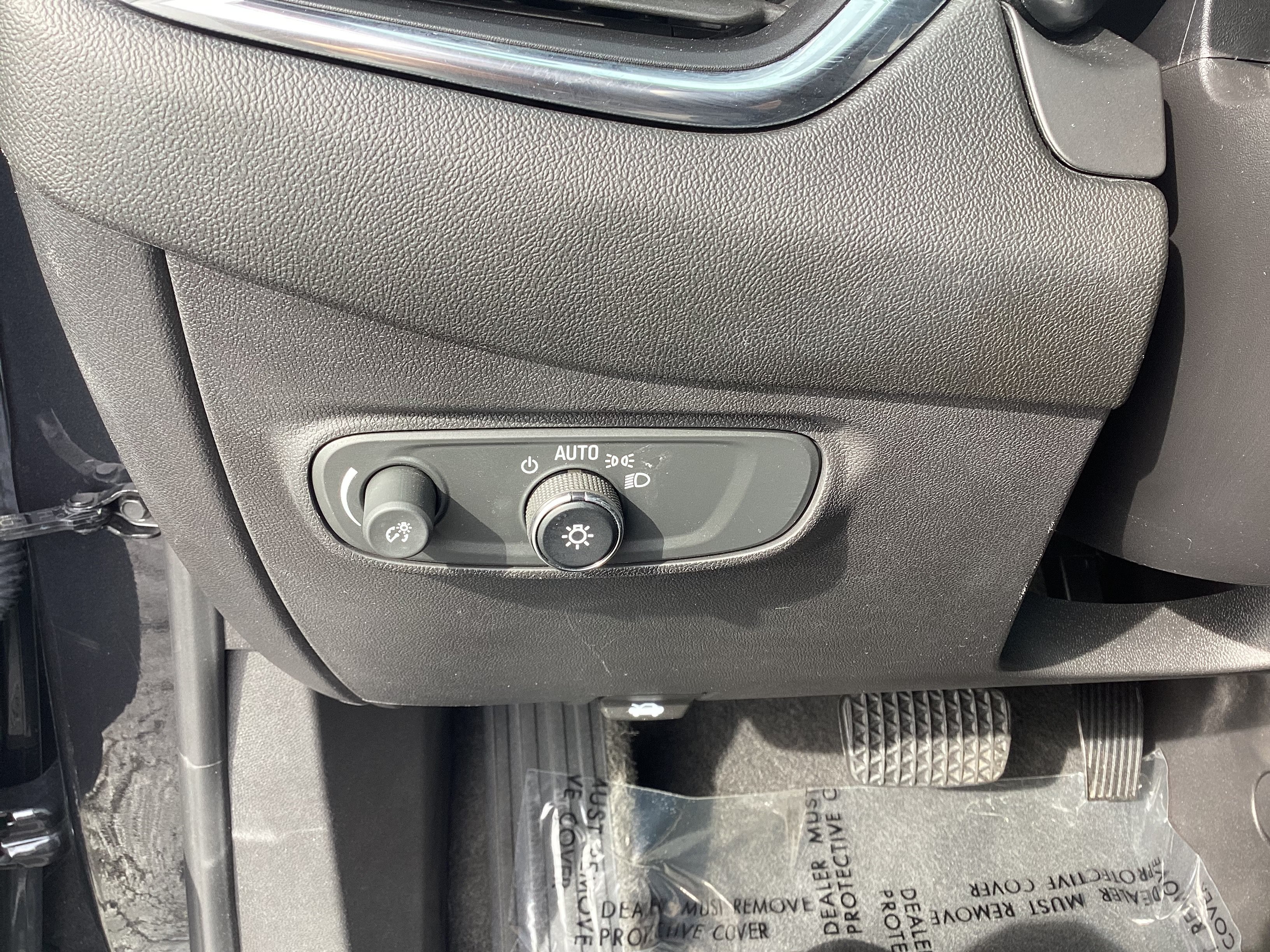 Used 2022 Chevrolet Equinox LT FWD image 13