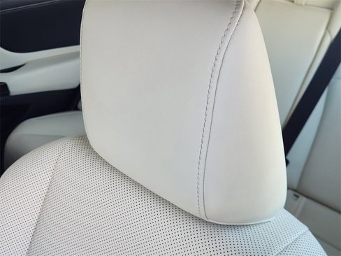 Used 2022 Lexus ES 250 w/ Premium Package image 24