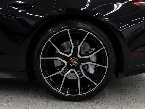Used 2022 Porsche Taycan RWD image 37