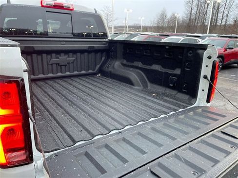 Certified 2025 Chevrolet Colorado ZR2 w/ Technology Package image 26