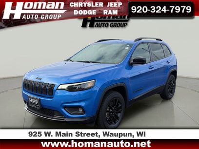 Used 2023 Jeep Cherokee Altitude Lux