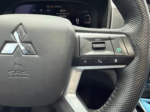 Used 2023 Mitsubishi Outlander SEL AWD/4WD image 26