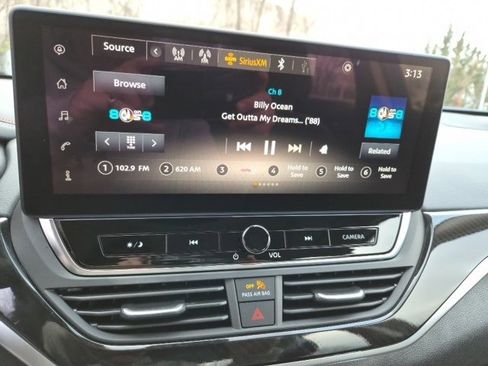 New 2025 Nissan Altima 2.5 SR image 25