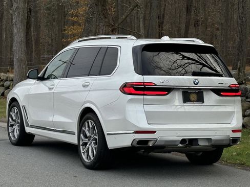 Used 2023 BMW X7 xDrive40i w/ Premium Package image 16