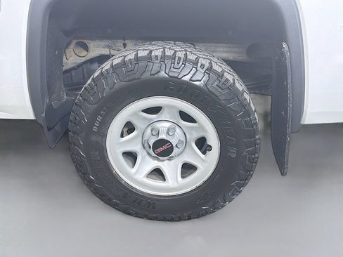 Used 2018 GMC Sierra 1500 SLE w/ Suspension Package, Off-Road AWD/4WD image 27