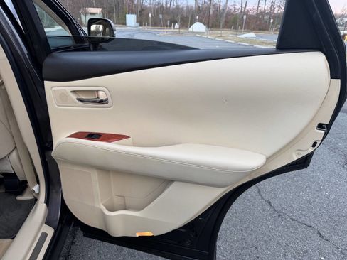 Used 2010 Lexus RX 450h AWD image 35