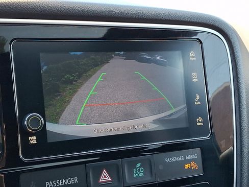 Used 2018 Mitsubishi Outlander SE FWD image 18
