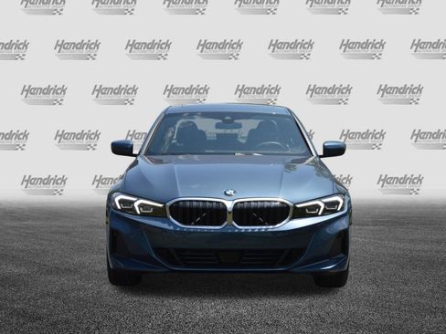 Certified 2025 BMW 330i Sedan RWD image 3