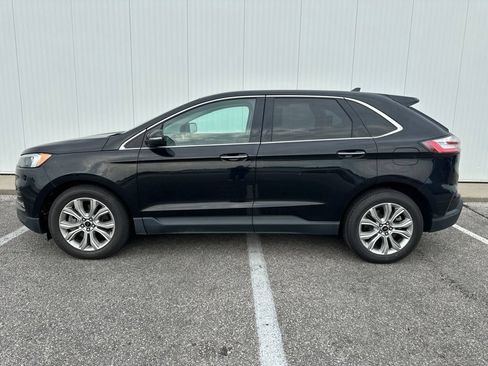 Certified 2023 Ford Edge Titanium AWD/4WD image 3