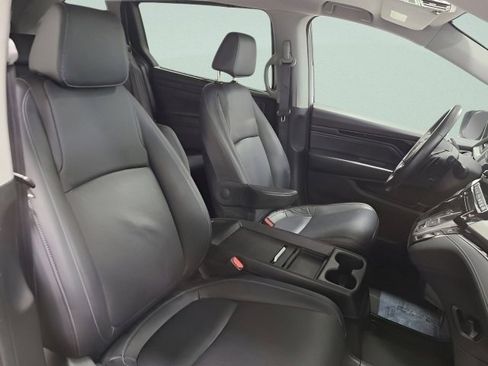 Used 2024 Honda Odyssey Touring image 14