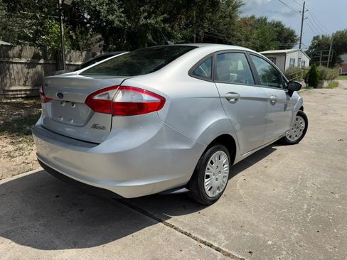 Used 2019 Ford Fiesta S FWD image 6