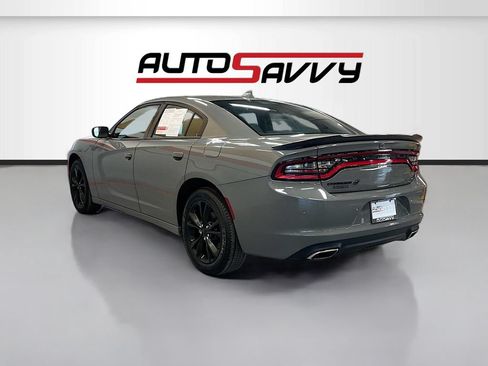 Used 2023 Dodge Charger SXT w/ Blacktop Package AWD/4WD image 5