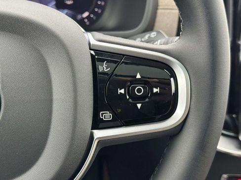 New 2026 Volvo XC90 B6 Plus w/ Protection Package Premier AWD/4WD image 10
