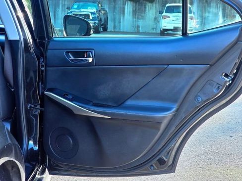 Used 2016 Lexus IS 300 300 image 31