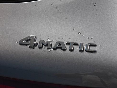 Used 2022 Mercedes-Benz GLC 300 4MATIC image 29