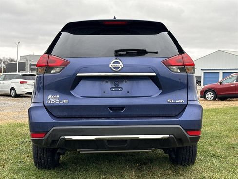 Used 2017 Nissan Rogue SL w/ SL Premium Package image 7