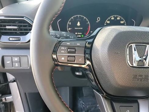 New 2025 Honda Pilot TrailSport image 12